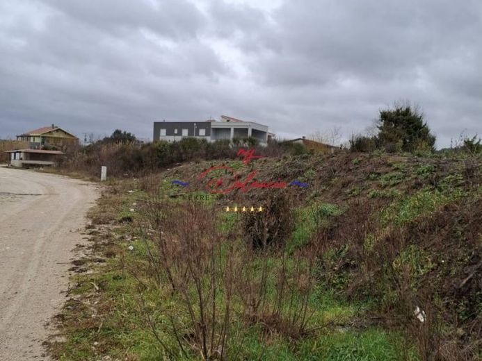 Ljubač, terreno edificabile di 3147 m², a 300 m dal mare – Foto 1