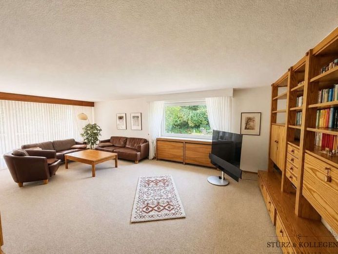 Spacious ground-floor apartment with terrace and extensive garden – Foto 1
