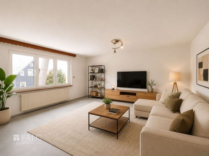 SCHNÄPPCHEN! Vollunterkellertes Zweifamilienhaus in Cursdorf - FALC Immobilien – Wohnzimmer virtualisiert