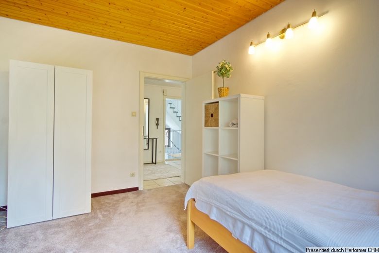 Schön möblierte und sehr helle 3-Zimmerwohnung in Mönchengladbach, Nähe Bunter Garten – bc7b0fcf049abfbe490f71c260277465377b5ae0.jpg