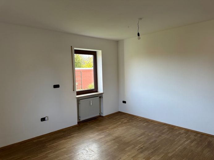 Einfamilienhaus mit separater Wohnung im 1. OG – Foto 6