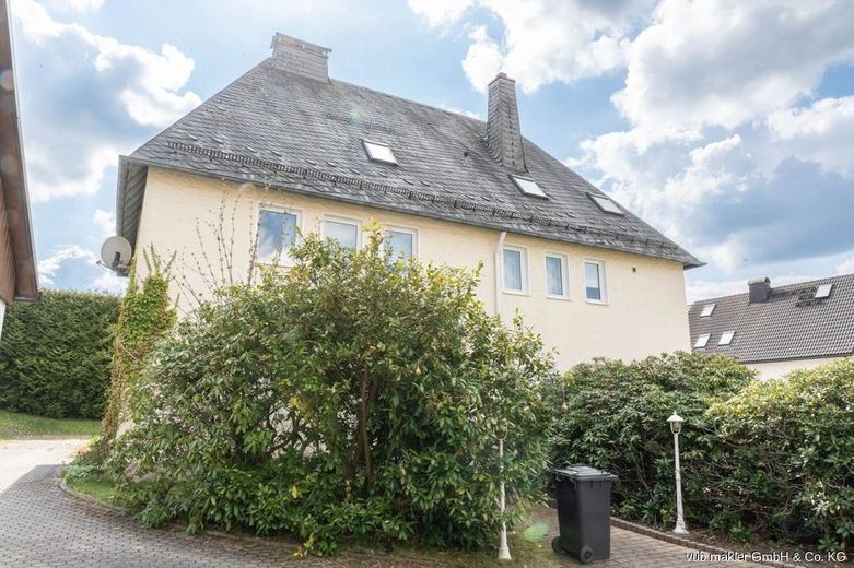 Stilvolles Wohn- und Geschäftshaus mit flexiblem Gewerbe und viel Raum zum Leben – VUB2388-20