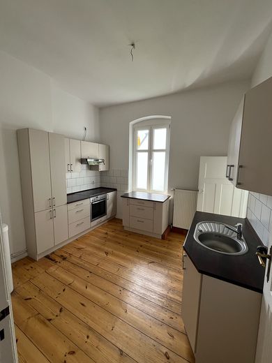 Sanierter Altbau, bezugsfrei, provisionsfrei – vom Eigentümer – Küche