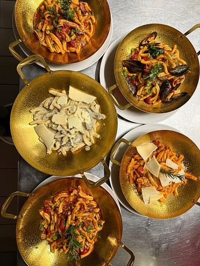 Stylowa restauracja / lokal dla wyrafinowanej gastronomii śródziemnomorskiej w Darmstadt-Griesheim – Foto 44