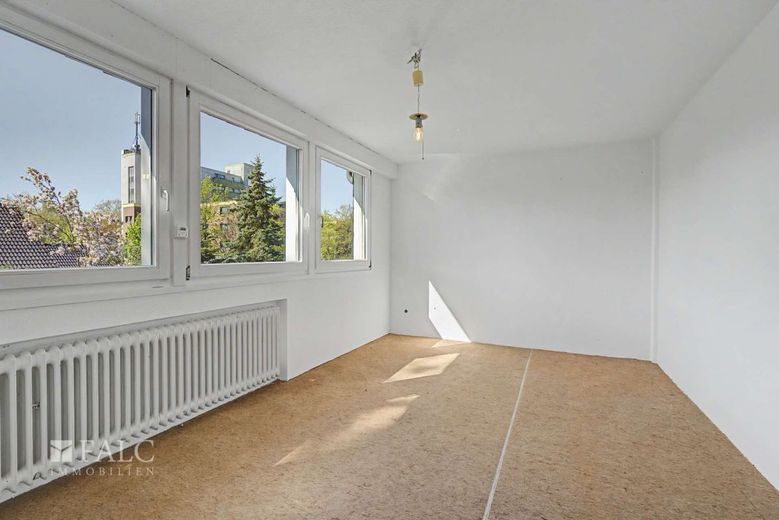 Wohnen mit Perspektive: Einfamilienhaus inklusive Einliegerwohnung auf 878 m² Sonnengrundstück – Kinderzimmer 1_DG