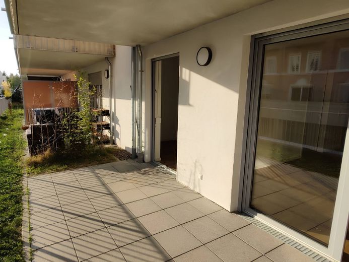 2-kamer-nieuwbouwwoning met TERRAS en ingerichte keuken op loopafstand van het Kurpark – Terrasse
