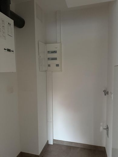 Moderne und Großzügige 2-Zimmer-Wohnung mit Balkon im Herzen von Pinneberg – Foto 10