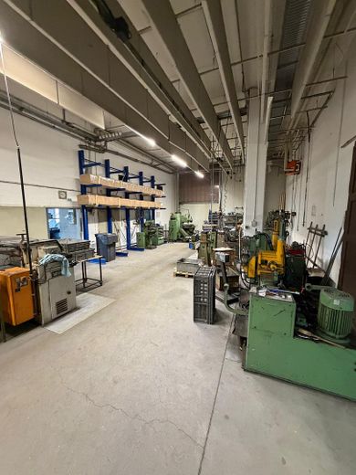 Halle de stockage / production avec porte sectionnelle (accessible en véhicule) 1400qm - Arnsberg – Foto 7