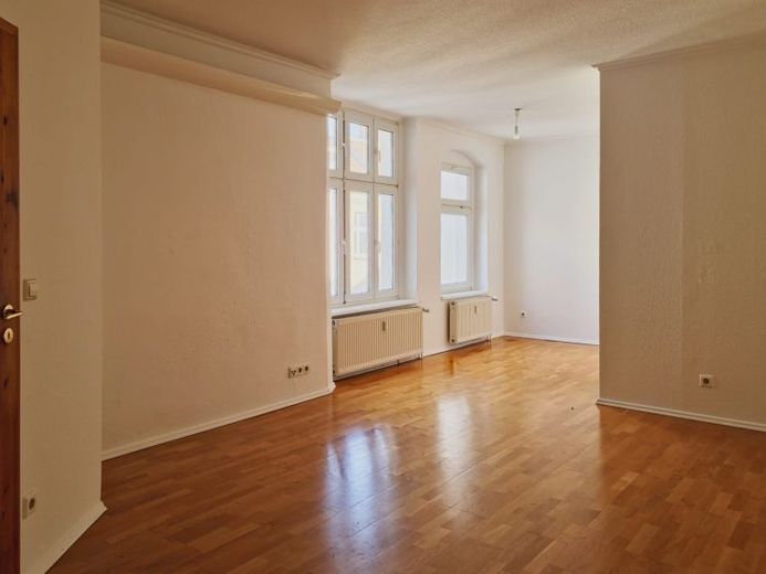 Ciche mieszkanie dwupoziomowe z tarasem na dachu w pobliżu stacji S Greifswalder Straße (Ring) – Zdjęcie 1