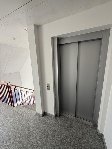 Treppenhaus Aufzug