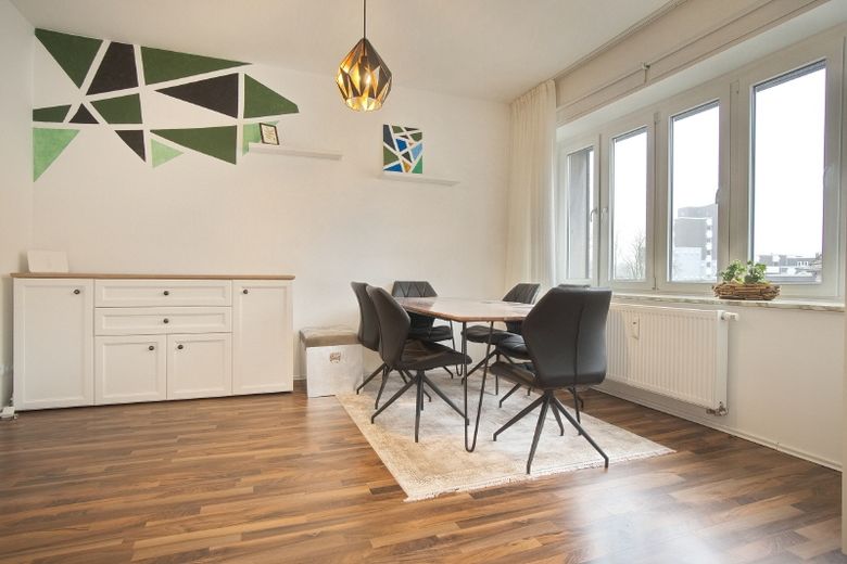Bright, renovated and newly furnished apartment in attractive town centre location, with optional parking space – 4172928ded51973e727cdea50d5031788d3c15c7.jpg