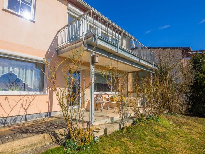 Einfamilienhaus mit großzügigem Raumkonzept in Toplage von Jena – Foto 1