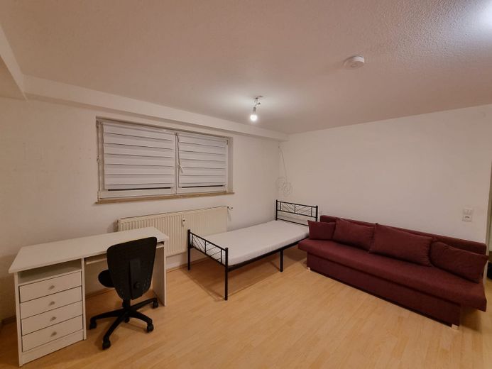 Möblierte Einliegerwohnung in ruhiger Lage – Foto 1