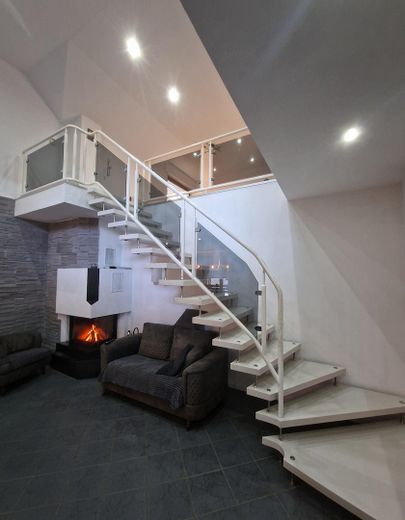 WE2 Zugang zum DG/Galerie