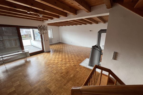 Großzügiges Reihenhaus mit Galerie, Kamin, Solaranlage und Einliegerwohnungspotenzial