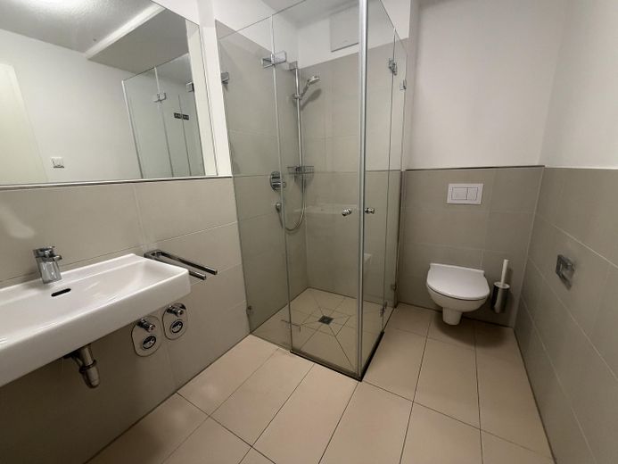 Appartement moderne de 2 pièces – Badezimmer
