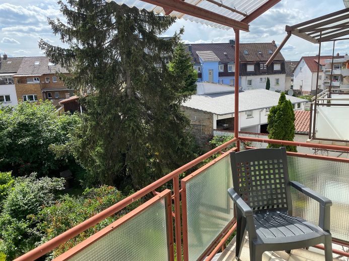 Möblierte Nichtraucher-Business Wohnung 2,5 ZKB – Balkon 