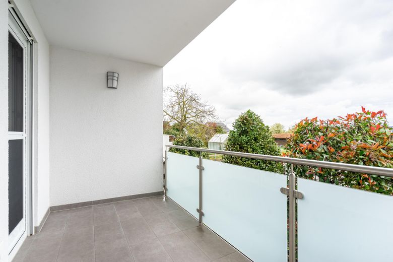 * Ampio appartamento di 3,5 locali | 94 m² | cucina componibile e balcone * – Balkon