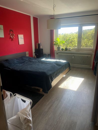 Schöne helle 3-Zimmerwohnung – Schlafzimmer