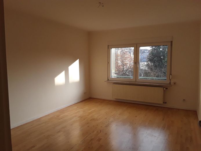 Schöne 2,5-Zimmer Wohnung, auch für eine 2-er WG – Zimmer 2