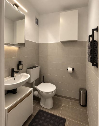 3 Zimmer Wohnung mit 2 Balkonen in Mörsenbroich – Foto 8