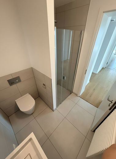 Elegante 4-kamer-eigenaarswoning in de Grand Tower – exclusief wonen boven de daken van Frankfurt – Gast - WC