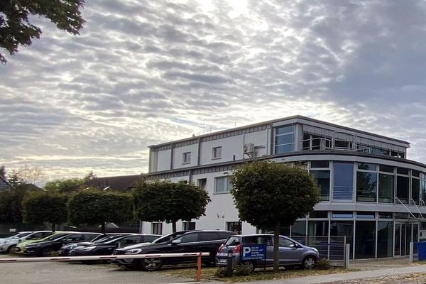 Attraktive Büroimmobilie mit Renditepotential in gefragter Lage Schönefeld Großziethen