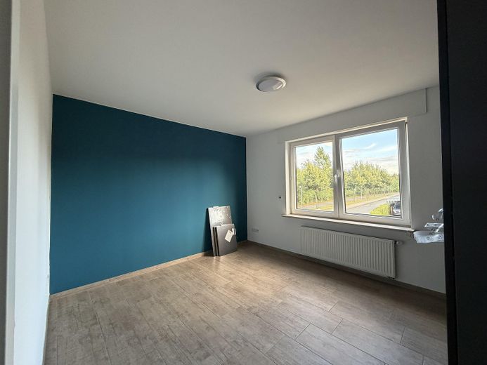 Beautiful Upper-Floor Apartment in a Two-Family House – Schlafen