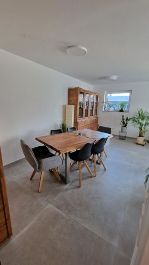 Essbereich im Wohnzimmer