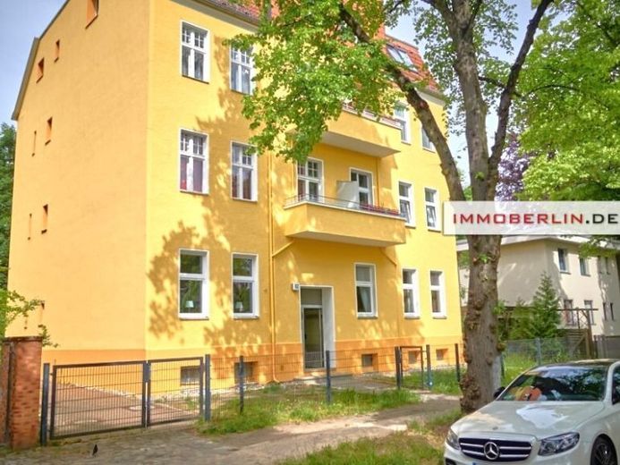 IMMOBERLIN.DE - Adrett & lichtdurchflutet! Schöne Altbauwohnung in harmonischer Lage – Foto 1