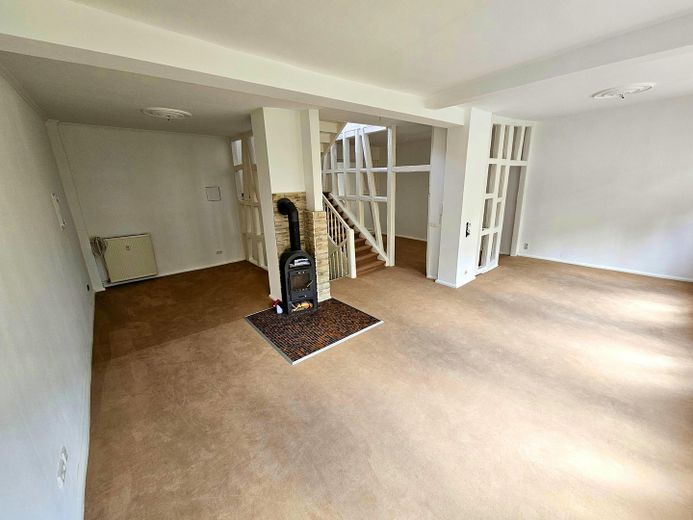 Apartamento dúplex de 4,5 habitaciones en el Kurpark de Schlangenbad – Wohnzimmer