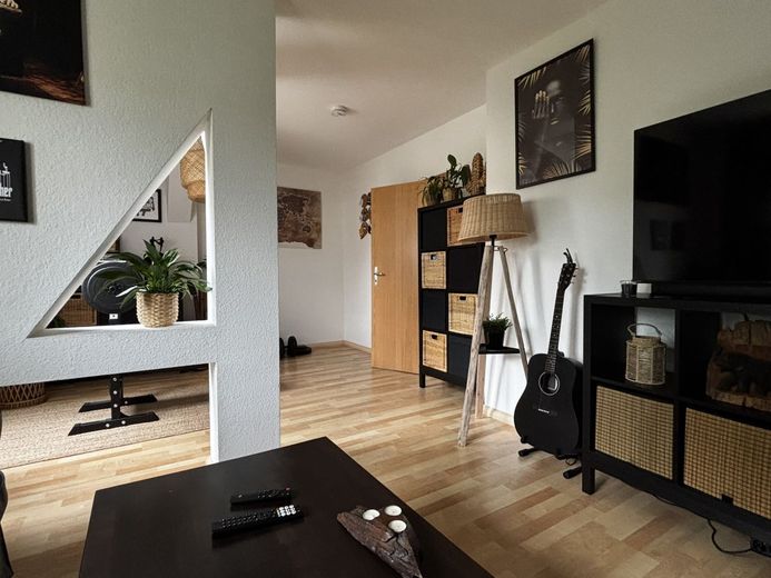 niepowtarzalne, zmodernizowane mieszkanie na poddaszu 2,0 pok. kuchnia z EBK/łazienka z wanną - ok. 55,96m² - Schloßchemnitz – 260706_MW_ETW_Nr.12 DG_rechts_BS8_KMS_Bilder_016_WoZi