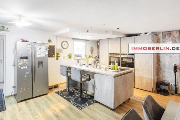 IMMOBERLIN.DE - Fabelhafter Bungalow mit Sonnengarten & Garage in waldreicher Umgebung