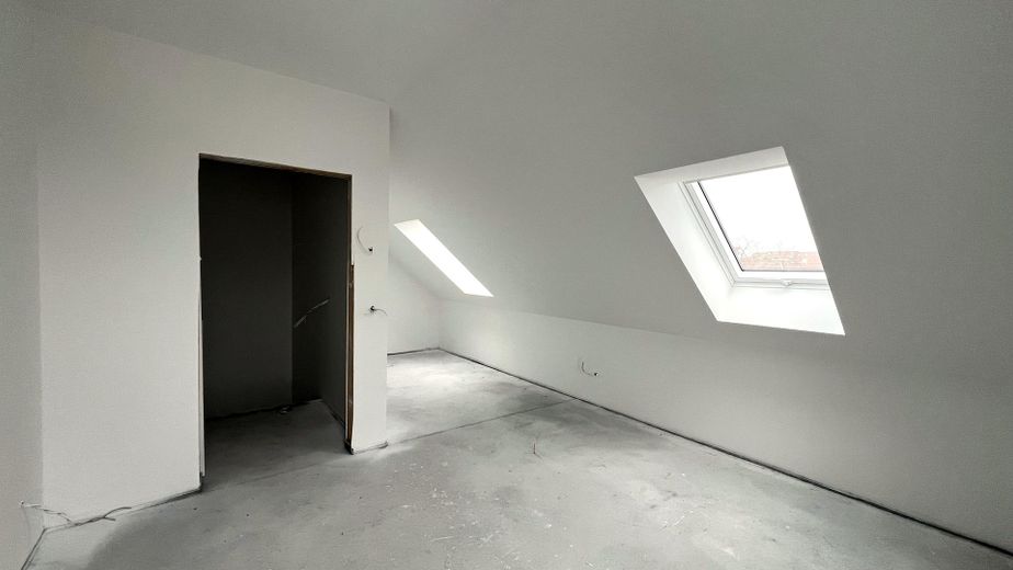 wohnliches DG mit Dachfenstern