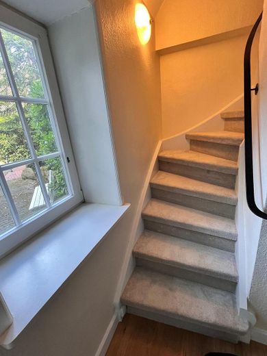 Landhaus auf dem Strampenhof im Zentrum von Bad Bevensen – Treppenaufgang/neuer Teppich
