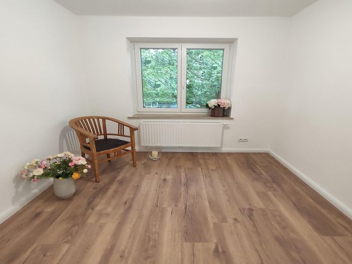 Appartamento di lusso (59 mq) in Tilsiter Platz a Kiel-Ellerbek/Wellingdorf – Schlafzimmer zur Rückseite hin