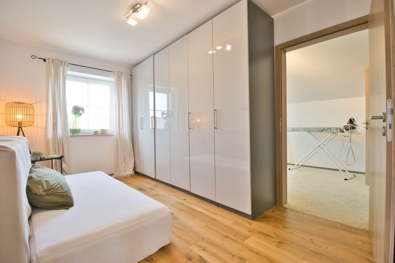 Elternschlafzimmer (Ankleide)