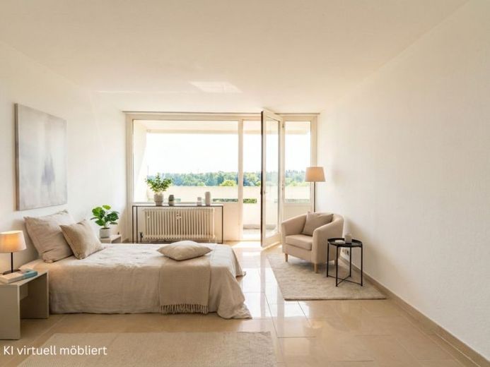 Bezugsfrei: 1-Zi.-Whg. mit Südbalkon und Parkhaus-Stellplatz in Frankfurt-Oberrad – फोटो 1