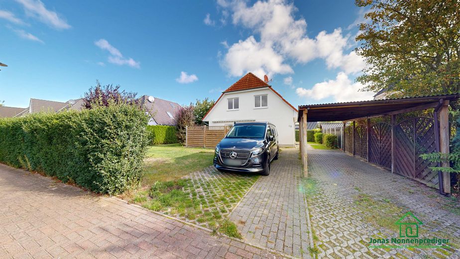 Einfamilienhaus mit Carport und Garten – Foto 18