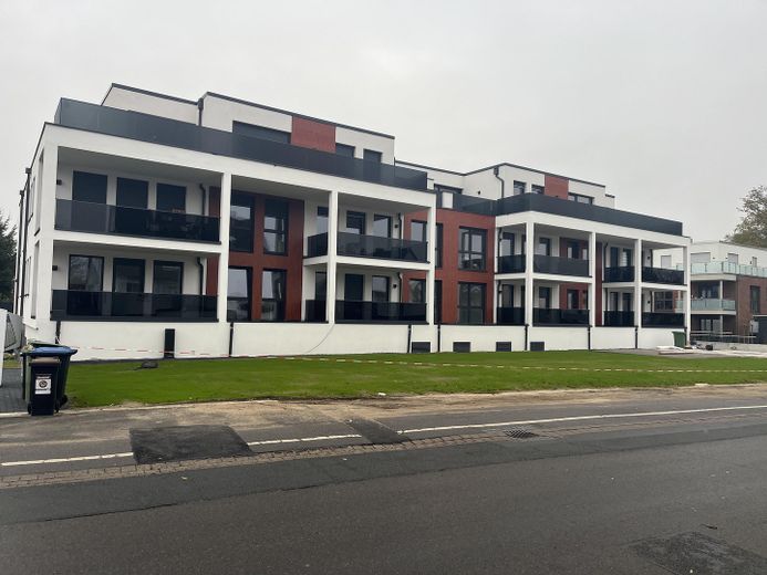 Modernes Wohnen in Altwarmbüchen – Foto 6