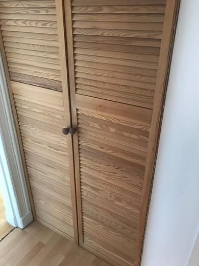 Sehr schöne 2-R -Wohnung im 1.OG.ca.43,00m² mit EBK.in MD -Sudenburg  zu vermieten ! – Einbauschrank  / Flur