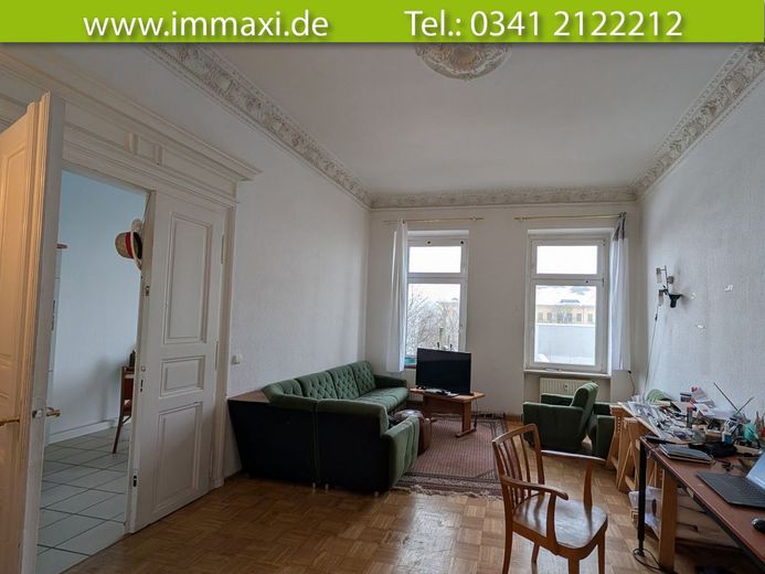 NEUSTADT + 2 RAUM WOHNUNG ZUM KAUF + BALKON – Wohnzimmer-(2)