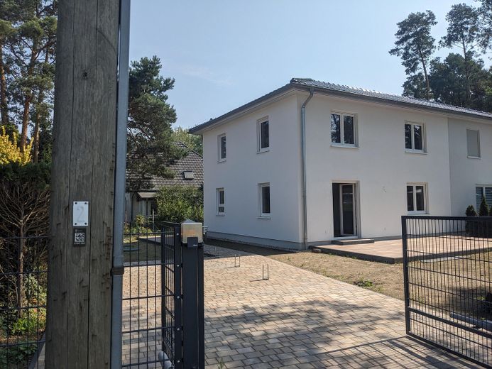 Haus 1
