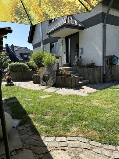 Großzügige Doppelhaushälfte mit Garten in begehrter Wohnlage – फोटो 15
