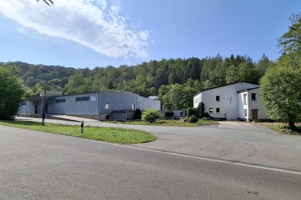 Lagerhallen bis 2.000m2 / teilbar ab 400m2 / Produktion / Büroflächen / zur Miete