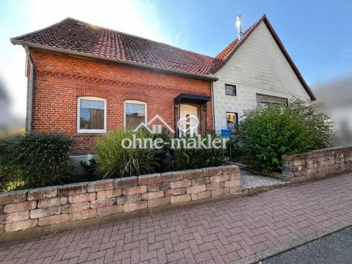 Einfamilienhaus mit großzügigem Garten – फोटो 1