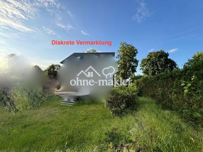 Großzügiges Wohnhaus mit zwei Wohnbereichen, 640 m² Grundstück und guter Anbindung an Berlin – Foto 1
