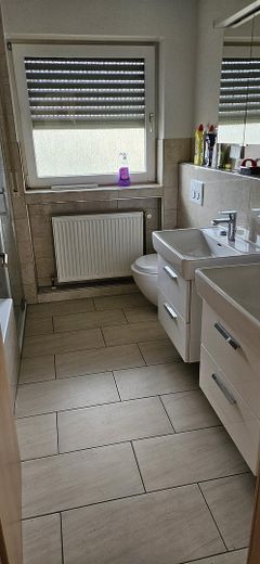 Sonnige 4-Zi mit Balkon + Garage in Ebersteinburg – Foto 12