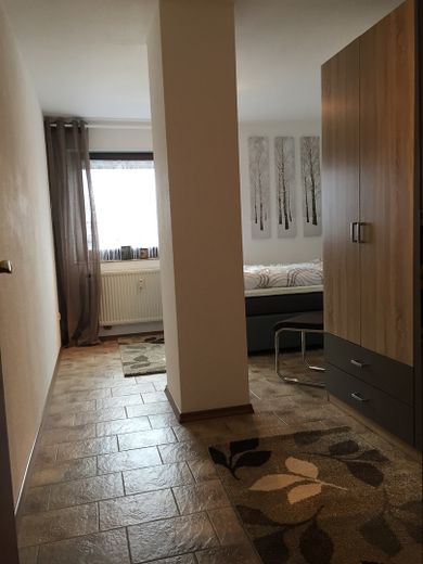 Schöne möblierte 2 ZKB Balkon Single-Wohnung in Pottum am Wiesensee – Schlafzimmer