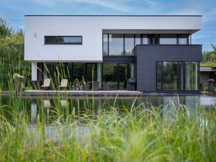 ++ HAUS AM SEE ++ Außergewöhnliches Anwesen mit zwei Häusern und privatem Schwimmteich – फोटो 1